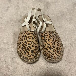 Girls Gap leopard espadrille sz 2 nwt neutral colors beige / brown